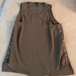 Forever 21 sleeveless top